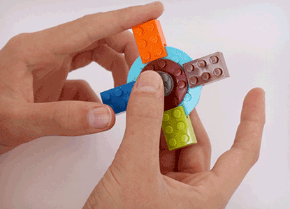 How To Build A Fidget Spinner With Lego Bricks